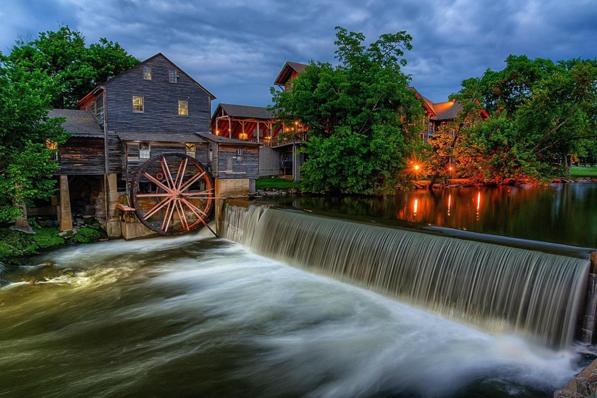 Smoky Bear Lodge With Guest House, Hot Tub, 1089 Free Tickets Each Paid Day, Dollywood And More 세비어빌 외부 사진