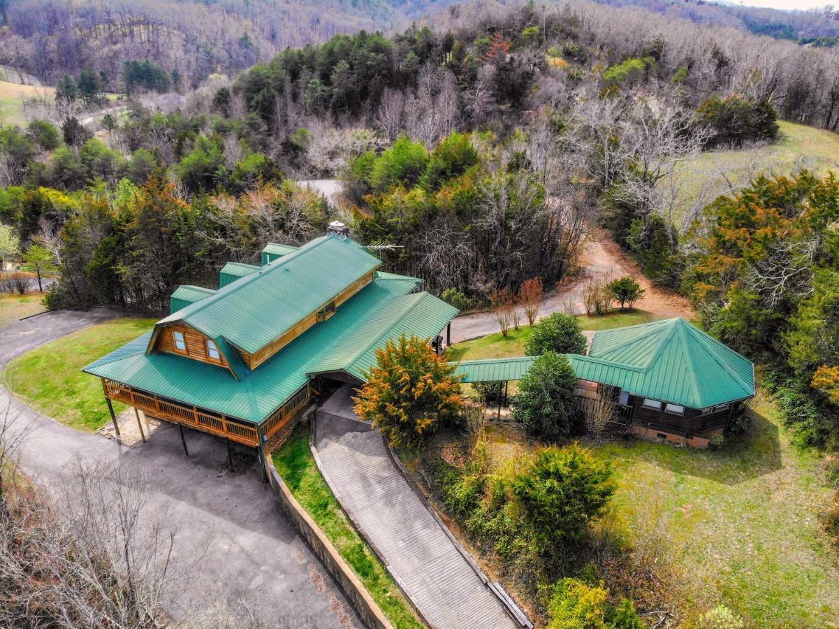 Smoky Bear Lodge With Guest House, Hot Tub, 1089 Free Tickets Each Paid Day, Dollywood And More 세비어빌 외부 사진